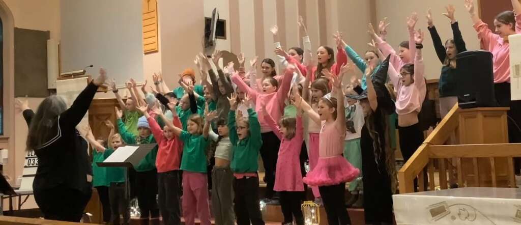 Beaver Valley Community School Choir pic 2